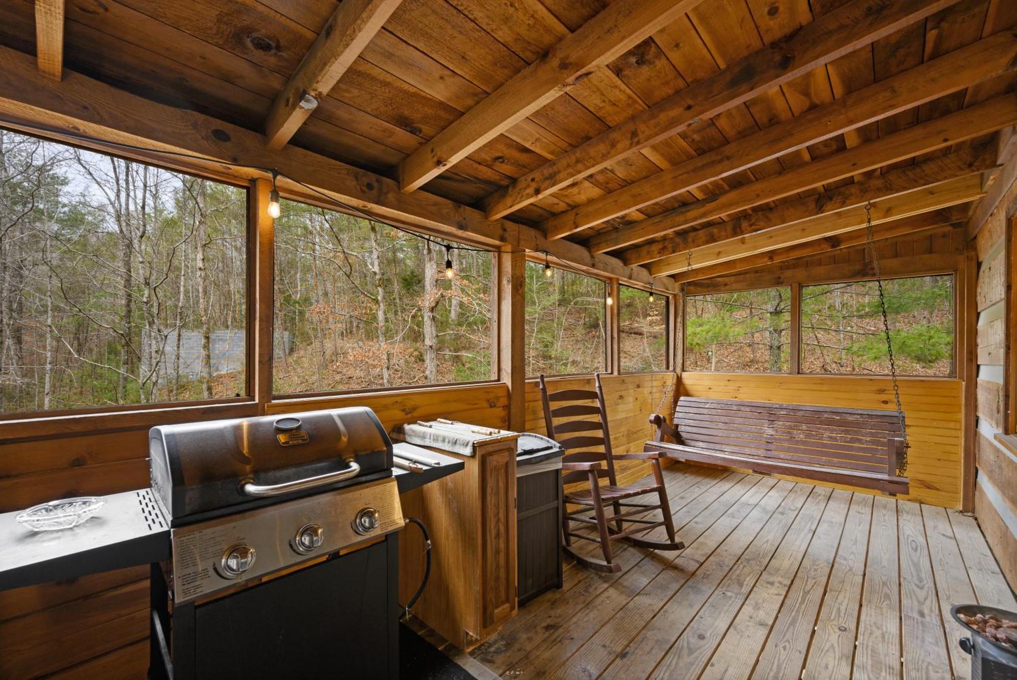 The Robins Nest With Hot Tub Villa Pigeon Forge Exterior photo